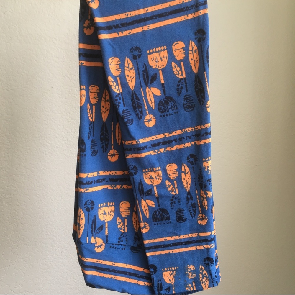 2/$15 ☀️ New LulaRoe One Size Leggings